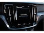 Volvo V60 2.0 B3 Aut. Essential Edition Leer/ Blis/ Camera/ Navigatie/ Pdc/ Carplay/ Full led/ Adapt. cruise