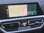BMW 3-Serie 320i Business Edition M Sport / Dealer onderhouden / Stoelverwarming / Trekgewicht 1600 kg / Apple Carplay Android Auto / Cruise control / Keyless Entry/Start / Climate control / Parkeersensoren voor en achter /