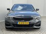 BMW 3-Serie 320i Business Edition M Sport / Dealer onderhouden / Stoelverwarming / Trekgewicht 1600 kg / Apple Carplay Android Auto / Cruise control / Keyless Entry/Start / Climate control / Parkeersensoren voor en achter /