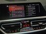 BMW 3-Serie 320i Business Edition M Sport / Dealer onderhouden / Stoelverwarming / Trekgewicht 1600 kg / Apple Carplay Android Auto / Cruise control / Keyless Entry/Start / Climate control / Parkeersensoren voor en achter /