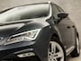 SEAT Leon 1.5 TSI FR Ultimate Sport 150Pk Automaat (VIRTUAL COCKPIT, APPLE CARPLAY, NAVIGATIE, KEYLESS, CAMERA, STOELVERWARMING, SPORTSTOELEN, BEATS AUDIO, GETINT GLAS, ADAPTIVE CRUISE, NIEUWSTAAT)