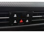 Volkswagen Golf 1.5 eTSI R-Line Panoramadak Stoel-Stuurverwarming Clima Carplay 18"