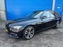 BMW 3-Serie Touring 320i Luxury Edition 180 PK Black Line !