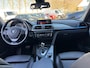 BMW 3-Serie Touring 320i Luxury Edition 180 PK Black Line !