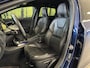 Volvo V40 1.6 T3 Ocean Race | 150 PK | Leder | Camera | Achterbankverwarming | Navigatie | Stoelverwarming | 17" Lichtmetaal | Airconditioning | Xenon | Isofix | LED | Parkeersensoren |