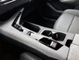 Peugeot 5008 SUV Allure Hybrid 145pk Automaat | Navigatie via draadloze Apple Carplay / Android Auto | Achteruitrijcamera | Cruise Control | Climate Control | Parkeersensoren | Armsteun | Led koplampen | Keyless | Automatisch dimlicht | Regensensor | Donker getint glas | 19" Lichtmetalen velgen |