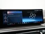 BMW X5 xDrive50e M Sport PHEV 490pk Dealer O.H. | Panodak | Luchtvering | Adaptive Cruise | Head Up | 360 Camera | Harman / Kardon | Lederen Sportstoelen Memory & Verwarmd | Sfeerverlichting | Apple Carplay | Keyless | Blis | 20"L.M | Plug