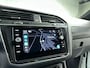 Volkswagen Tiguan 1.5 TSI R-Line Business+ Automaat | Trekhaak | IQ Light