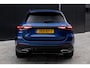 Mercedes-Benz GLC 300e 4MATIC Sport Edition | Panoramaschuifdak | Premium pakket | Nightpakket | Trekhaak | 360° camera | Dodehoekassistent | DIGITAL LIGHT |