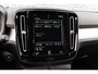 Volvo XC40 T2 Momentum Business | Navigatie | Adaptieve Cruise Control | Trekhaak | DAB | Parkeercamera | Park Assist | Getint Glas | Apple CarPlay & Android Auto | Volvo On Call | 18" LM
