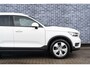 Volvo XC40 T2 Momentum Business | Navigatie | Adaptieve Cruise Control | Trekhaak | DAB | Parkeercamera | Park Assist | Getint Glas | Apple CarPlay & Android Auto | Volvo On Call | 18" LM
