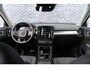 Volvo XC40 T2 Momentum Business | Navigatie | Adaptieve Cruise Control | Trekhaak | DAB | Parkeercamera | Park Assist | Getint Glas | Apple CarPlay & Android Auto | Volvo On Call | 18" LM