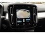 Volvo XC40 T2 Momentum Business | Navigatie | Adaptieve Cruise Control | Trekhaak | DAB | Parkeercamera | Park Assist | Getint Glas | Apple CarPlay & Android Auto | Volvo On Call | 18" LM