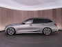 BMW 3-Serie M340i xDrive Touring 374pk High Executive |dealer onderhouden|EU-auto|M-sport|KW schroefset|schuif/kantel dak|Harman&Kardon|Laser LED|HUD|elek. trekhaak|360 camera|stoel & stuurverwarming|elek. achterklep|