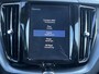 Volvo XC60 2.0 T8 Twin Engine AWD Panoramadak Luchtvering Leer Trekhaak Navigatie Elektrische Stoel Stoelverwarming Pilot Assist Blis 360 Camera Head Up Display Apple Carplay Android Auto Extra Getint Glas Plug in Hybride