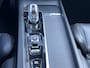 Volvo XC60 2.0 T8 390 pk AWD Momentum Navigatie Panoramdak Luchtvering Trekhaak Elek Stoel + Verwarming Pilot Assist Blis 360 Camera Head Up Carplay Getint Glas