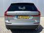 Volvo XC60 2.0 T8 Twin Engine AWD Panoramadak Luchtvering Leer Trekhaak Navigatie Elektrische Stoel Stoelverwarming Pilot Assist Blis 360 Camera Head Up Display Apple Carplay Android Auto Extra Getint Glas Plug in Hybride