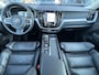 Volvo XC60 2.0 T8 390 pk AWD Momentum Navigatie Panoramdak Luchtvering Trekhaak Elek Stoel + Verwarming Pilot Assist Blis 360 Camera Head Up Carplay Getint Glas
