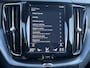 Volvo XC60 2.0 T8 390 pk AWD Momentum Navigatie Panoramdak Luchtvering Trekhaak Elek Stoel + Verwarming Pilot Assist Blis 360 Camera Head Up Carplay Getint Glas