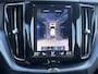 Volvo XC60 2.0 T8 390 pk AWD Momentum Navigatie Panoramdak Luchtvering Trekhaak Elek Stoel + Verwarming Pilot Assist Blis 360 Camera Head Up Carplay Getint Glas