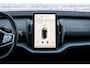 Volvo EX30 Single Motor Extended Range Plus Black Edtion | 20" Velgen | Stoel Stuur Verwarming | Elektrische Stoelen | Donker Glas | Harman Kardon |