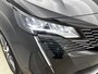 Peugeot 3008 SUV Allure Pack 130pk Automaat | Navigatie | Achteruitrijcamera | Handsfree Achterklep | Climate Control | Dodehoeksensor | Parkeersensoren v+a | Cruise Control | Led koplampen | Keyless | Apple Carplay / Android Auto | Bluetooth | DAB+ radio | Donker getint glas | 18" lichtmetalen velgen |