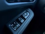 Porsche Macan 2.0 | Panoramadak | 21 inch | Elekr. Stoelen | Camera | Cruise Control |