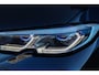 BMW 3-Serie 330i M-Sport Business Edition Plus | NAP! | TOPSTAAT! | M-SPORT | PANO | LASER | MEMORY | H&K | CARBON INTERIEUR