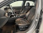 Mercedes-Benz A-klasse 200 Business Solution AMG Navi Camera Trekhaak Led Koplampen Apple Carplay Night Pakket