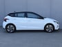 Hyundai i20 1.0 T-GDI Comfort Smart / Dealer onderhouden / BOSE / Navigatie / Apple Carplay & Android Auto / Camera / Stoel Verwarming / Stuurwiel Verwarming / 16” LM & All Season banden / DAB /
