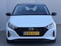 Hyundai i20 1.0 T-GDI Comfort Smart / Dealer onderhouden / BOSE / Navigatie / Apple Carplay & Android Auto / Camera / Stoel Verwarming / Stuurwiel Verwarming / 16” LM & All Season banden / DAB /