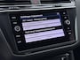 Volkswagen Tiguan 1.5 TSI R-line | Trekhaak | ACC | Elek Achterklep | Parkeersensoren | 19'' |