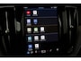 Volvo XC60 T8 PLUG-IN HYBRID AWD ULTRA DARK [MY25] -PANO.DAK|HARMAN/KARDON|LUCHTVERING|TREKHAAK|360°CAM|POWER-SEATS|HEAD-UP DISP.|21"