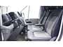 Volkswagen Crafter 2.0 TDI 102 pk L3H3 Navi, Trekhaak 2.500 kg Airco, Laadruimte Pakket, PDC V+A, Apple Carplay, 3-Zits
