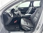 Volvo V60 T6 Recharge Essential | 18" | Leder | Adaptieve cruise | BLIS | Stoel/stuur/achterbankverwarming | Parkeercamera | Parkeersensoren V+A