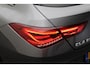 Mercedes-Benz CLA Shooting Brake 250 e Premium Plus AMG Panoramadak, ACC, Camera, Sfeerverlichting, Trekhaak, Widescreen, 18"
