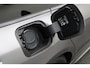 Mercedes-Benz CLA Shooting Brake 250 e Premium Plus AMG Panoramadak, ACC, Camera, Sfeerverlichting, Trekhaak, Widescreen, 18"