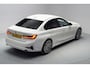 BMW 3-Serie 320i High Executive Aut. [ LED Leder Stoelverwarming ]