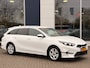 Kia Ceed Sw 1.0 T-GDi 100pk DynamicPlusLine I Navigatie | Stoel & Stuurverw. I Elektrische achterklep I Half Leer I Keyless entry I Parkeerhulp voor en achter I