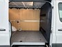 Mercedes-Benz Sprinter 319 1.9 Pro L2H1 3500kg trekhaak Distronic Navigatie Led Stoelverwarming Comfortstoel Betimmering