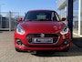 Suzuki Swift 1.0 Stijl Smart Hybrid / NL-Auto / 67.000 KM / Stoelverwarming / Apple-Carplay & Android-Auto / Cruise-Control / Climate-Control / LED / Keyless / DAB Radio-Bluetooth / Elektr.-Ramen V+A / Camera-Achter / 16'' LMV / ENZ.