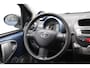 Toyota Aygo 1.0-12V Dynamic Blue | Airco | Half leer | Sportvelgen | Elektrische ramen