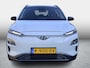 Hyundai Kona Electric EV Comfort 64 kWh Black Package SOH 93,4%c / Warmtepomp / Adaptieve cruise / Camera / Carplay / Keyless / DAB / Full LED / 3 Fase /