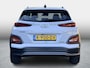 Hyundai Kona Electric EV Comfort 64 kWh Black Package SOH 93,4%c / Warmtepomp / Adaptieve cruise / Camera / Carplay / Keyless / DAB / Full LED / 3 Fase /