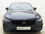 Volvo S60 B4 211pk Plus Dark / Schuif-kanteldak / H&K Audio / Semi elektrische trekhaak / Geventileerd leder / Getint glas / Stoel&Stuurverwarming.