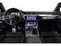Audi A6 Avant 55 TFSI e quattro Competition / S Line / RS6 look Diffuser / Maxton Design Bodykit V.2 / HD Matrix LED-koplampen / Ambienteverlichting / Stuurwiel- & stoelverwarming / 21'' LMV / Apple Carplay - Android Auto / Trekhaak (zwenkbaar) / Elektr. bedienbare achterklep / Audi Sound System / Dodehoek detectie / Cruise Control