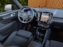 Volvo XC40 Recharge Core | Camera | CarPlay | Lane Keeping | Climate | 19" Velgen