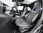 Mercedes-Benz A-klasse 250e AMG // Panoramadak // Distronic // Carplay // 18" // Nightpakket // All Season Banden // Widescreen