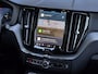 Volvo XC60 2.0 T6 Plug-in hybrid AWD Plus Black Edition | Trekhaak | 360 Camera | Harman/Kardon | Panoramadak | Pilot Assist