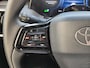 Toyota Urban Cruiser EXECUTIVE 61KWH PANODAK JBL-AUDIO 360°CAMERA 19"LM-VELGEN LED-PRISMA STOEL/STUURVERWARMING DIRECT LEVERBAAR!